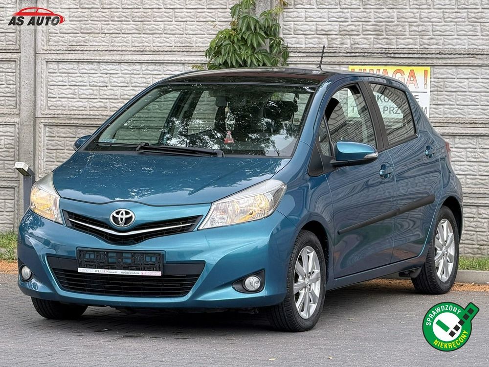 Toyota Yaris III (2011-2019) 1.33 Premium EU6 2011