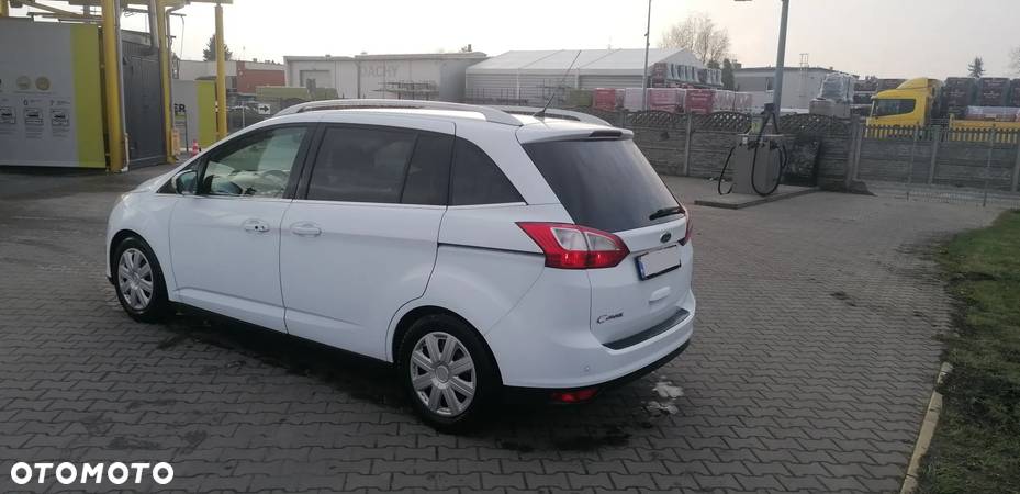 Ford Grand C-MAX 1.6 TDCi Titanium - 4