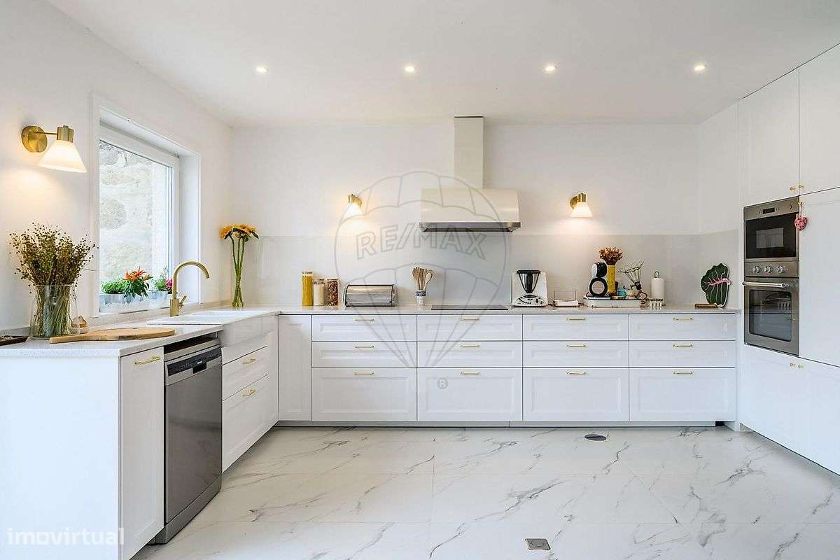 Moradia T5 para venda-33