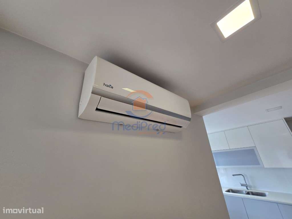 Apartamento T2 Totalmente Remodelado | Quinta do Pinheiro, Pontinha-13