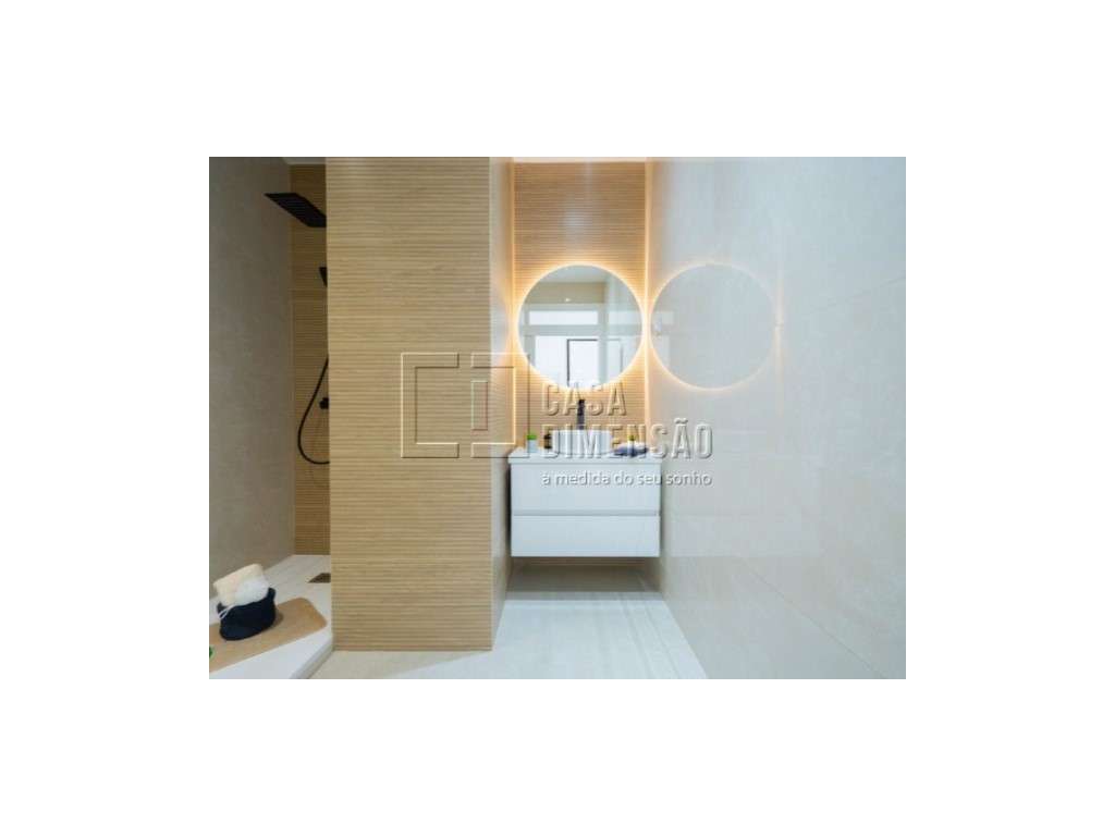 Apartamento de tipologia T2 com 51 m2 totalmente renovado, mobilado...-15