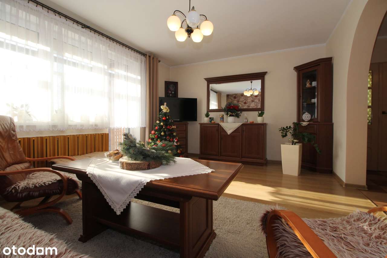 Fantastyczny dom w spokojnej i zielonej okolicy.-3