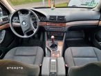 BMW Seria 5 520i - 7