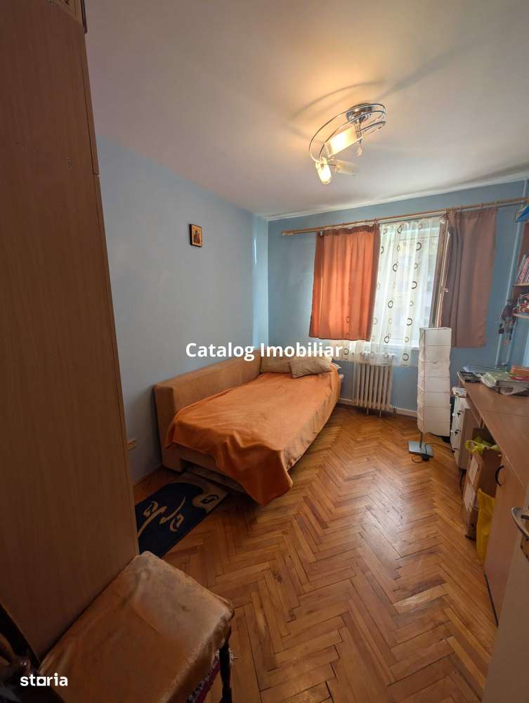 Apartament 4 camere - La Terenuri - Imagine principală: 3/8