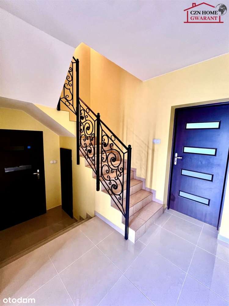 Piękny dom w uroczym zakątku Mrozów.-13