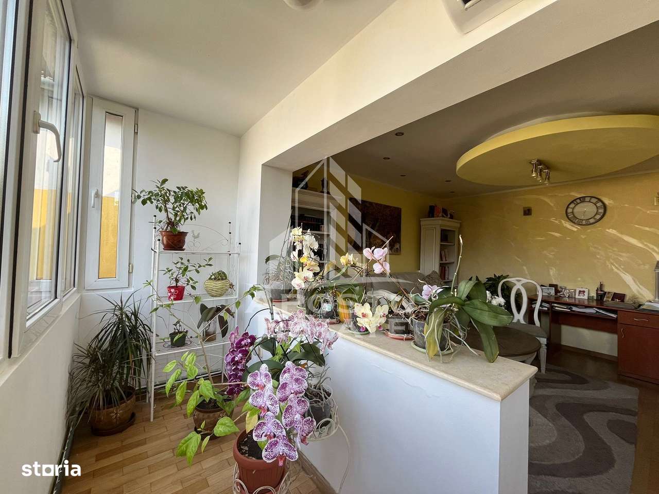 Apartament cu 3 camere, decomandat, centrala proprie, zona Dambovita - Imagine principală: 4/11