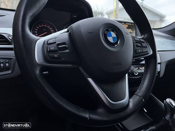 BMW X1 16 d sDrive Line xLine - 22