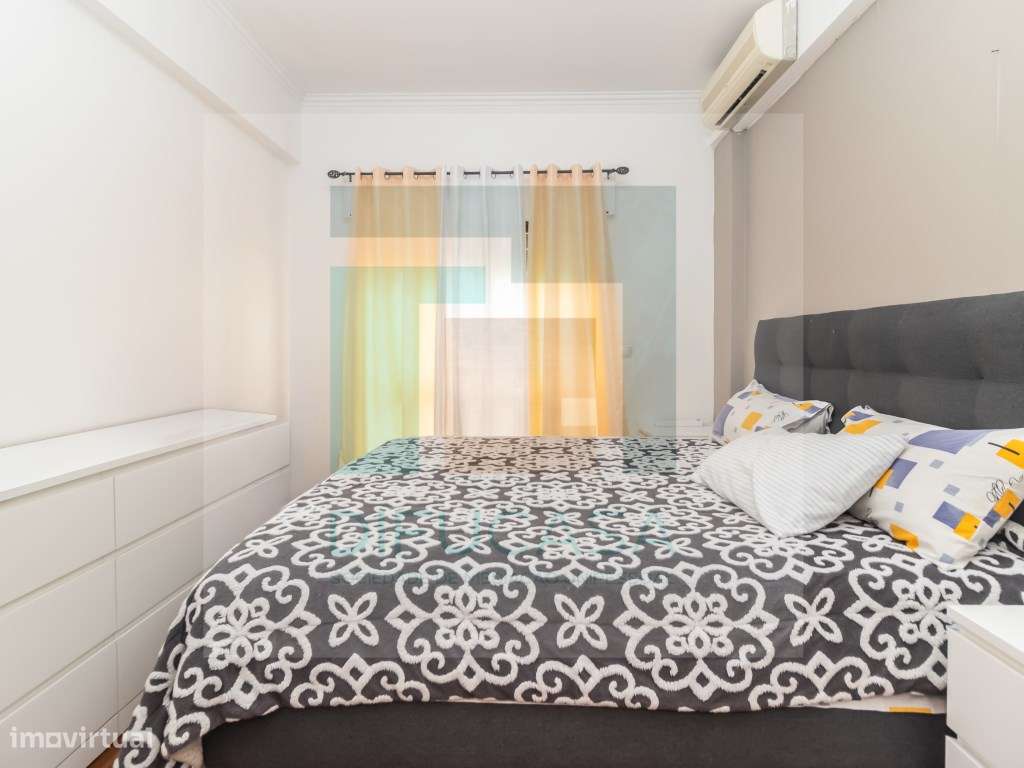 Apartamento T3 Central no Feijó-34