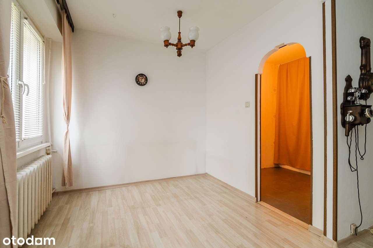 3 pokoje | 1 piętro | dwustronne |po remoncie klatki  | blisko centrum-9