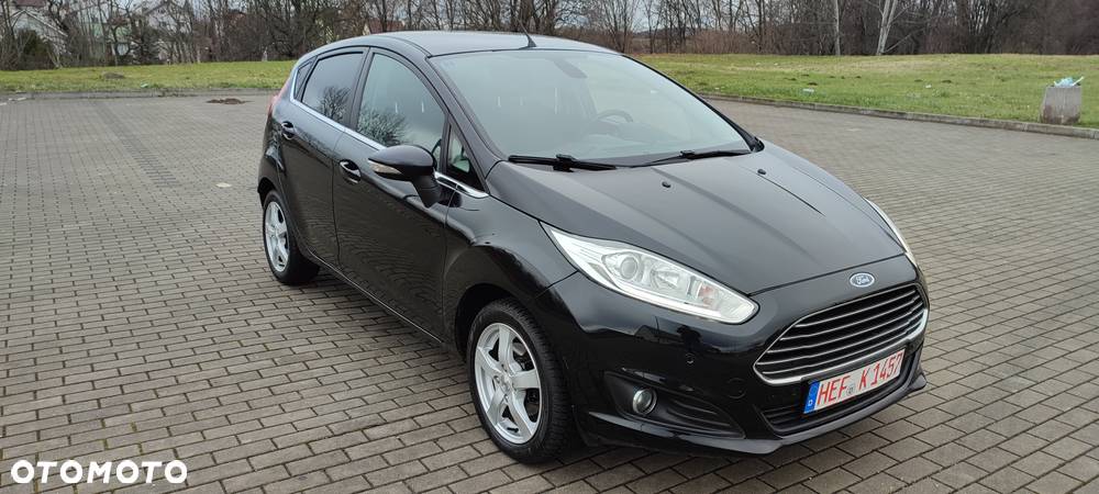 Ford Fiesta - 2