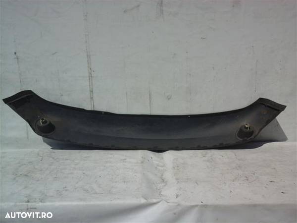 Spoiler bara spate Ford Fiesta An 2005 2006 2007 2008 cod 6S61-17906-C - 5