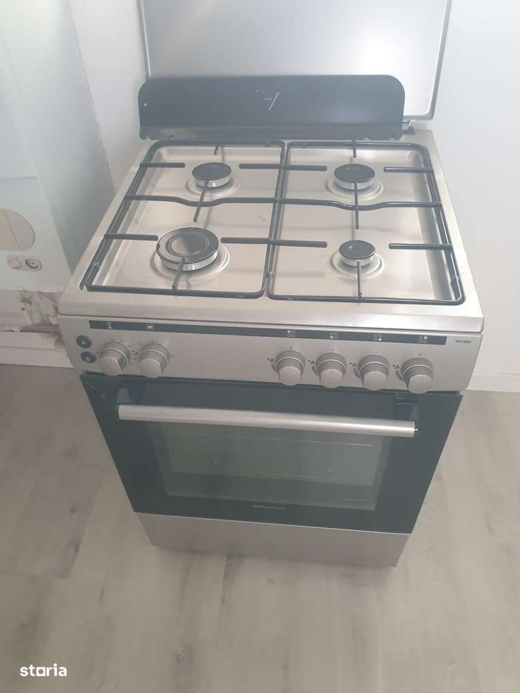 APARTAMENTE 3 CAMERE DE VÂNZARE – OTOPENI /ZONA LINISTITA-8