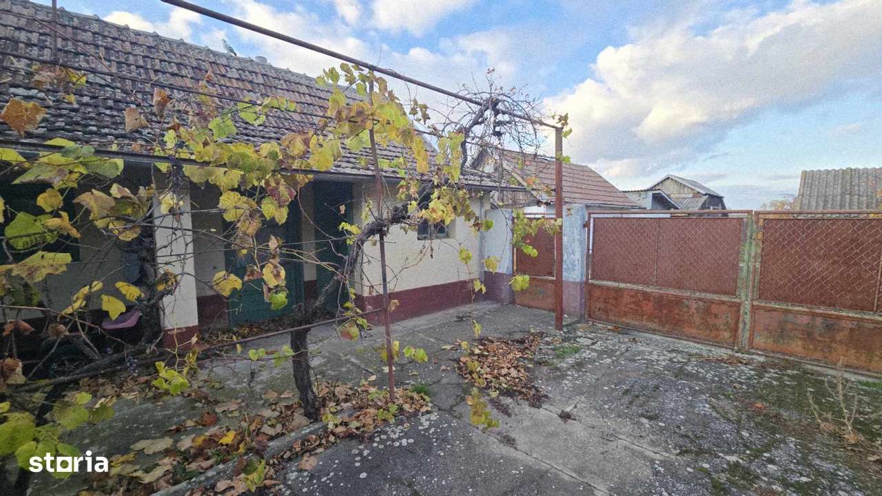 Casă de vânzare, loc. Cefa-4