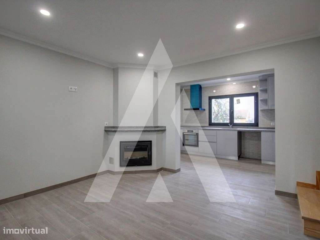 Moradia T2 na Amoreira do Repolão-6