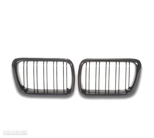 GRELHAS FRONTAIS DUPLAS PARA BMW E36 96-99 PRETO BRILHANTE - 3