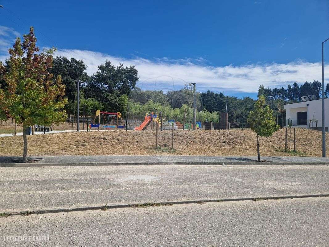 Terreno  para venda - Grande imagem: 2/6