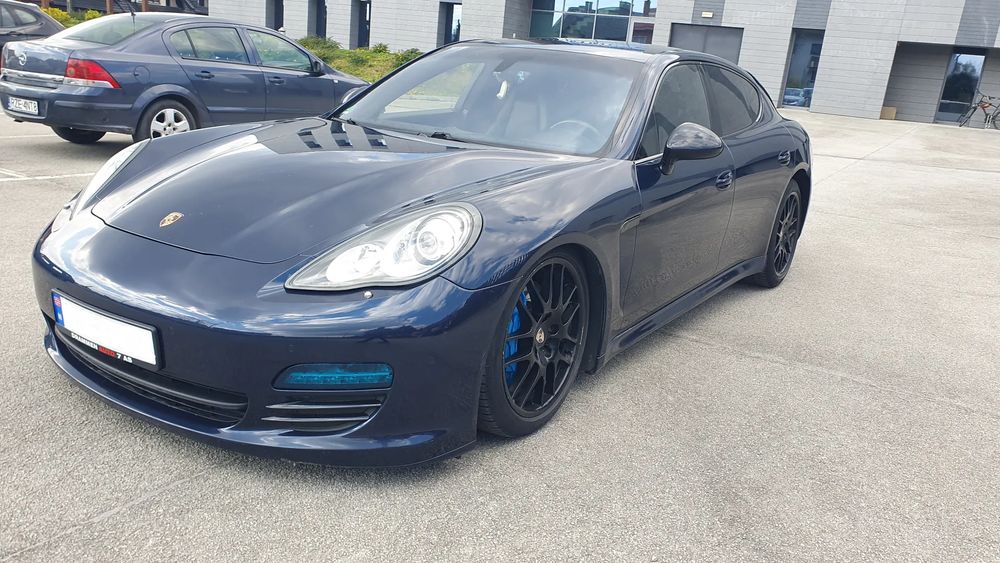Porsche Panamera 4S PDK 2010