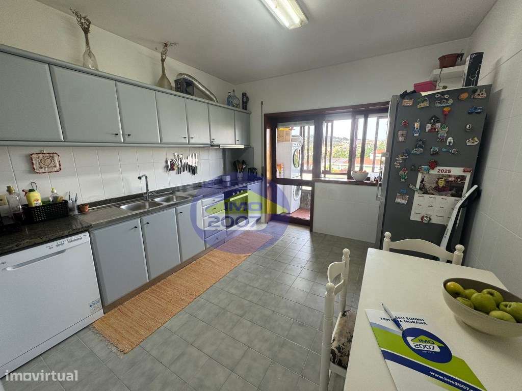Apartamento T3 em São Paio de Oleiros-10