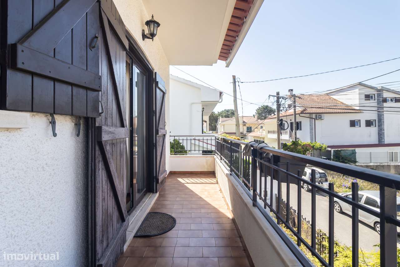 Moradia T5 isolada, Garagem , Quinta Charnequinha-3