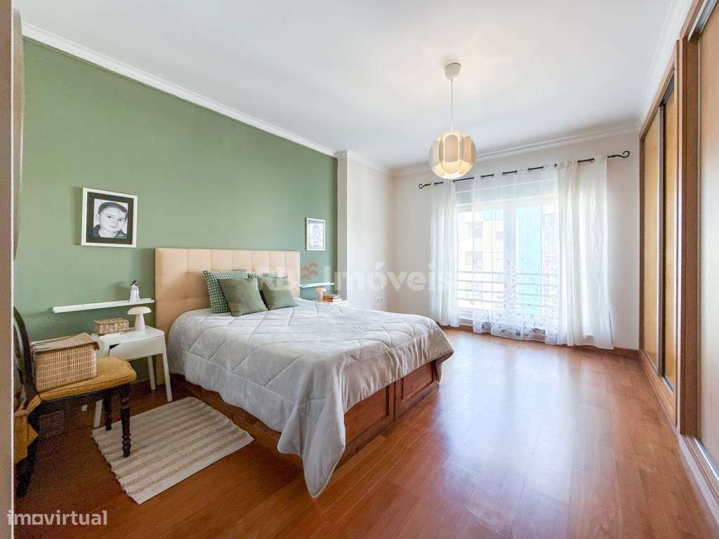 Apartamento T4 Duplex c/ Varandas, Arrecadação e Parqueamento - no ...-44