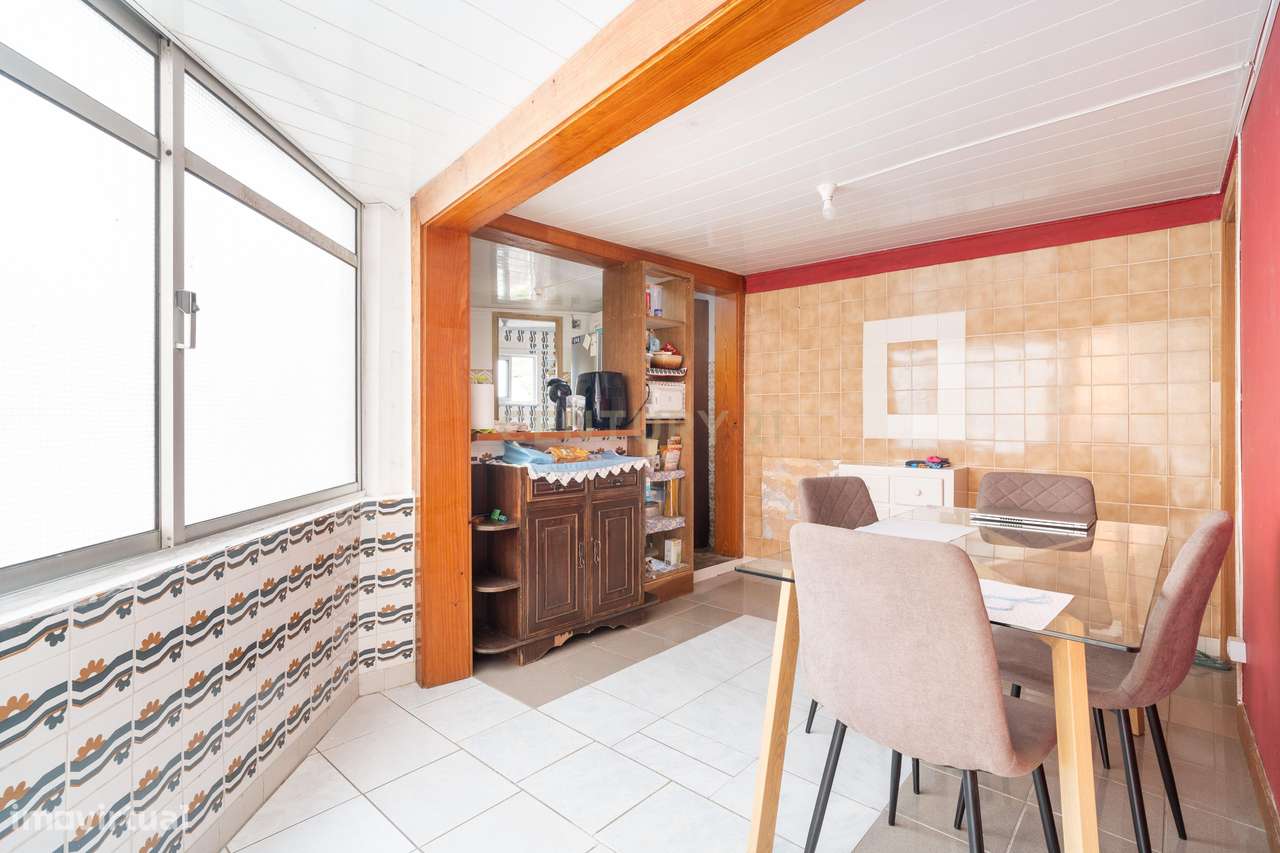 Moradia T2 em São Frutuoso, Ceira - Grande imagem: 4/16