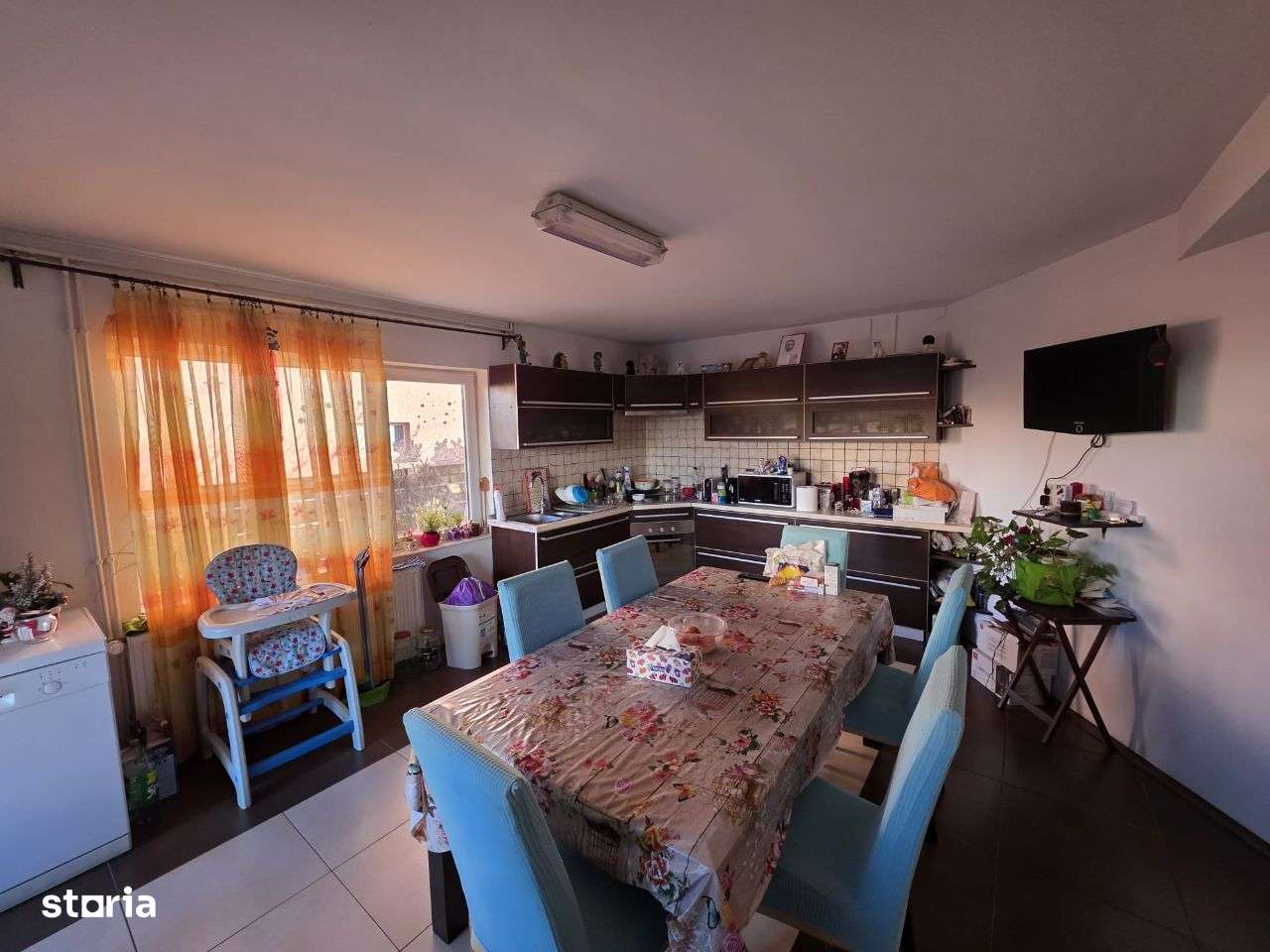 Casa moderna 4 camere curte 500 mp, garaj in Sg de Mures, zona top. - Imagine principală: 4/16