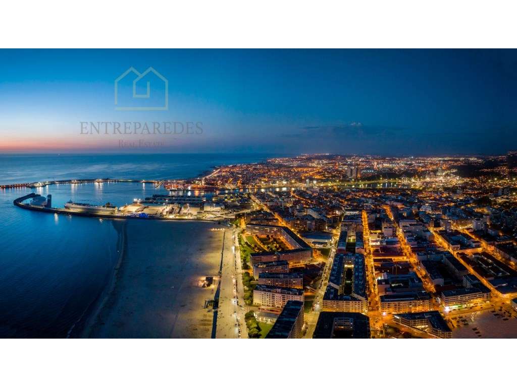 Apartamento T2 com garagem e arrumo para comprar em Matosinhos Sul ...-17