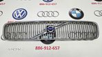 Volvo V50 2003-2007 Atrapa zderzaka Grill Kratka Chrom 08678680 Stan BDB Wszystkie mocowania całe - 2