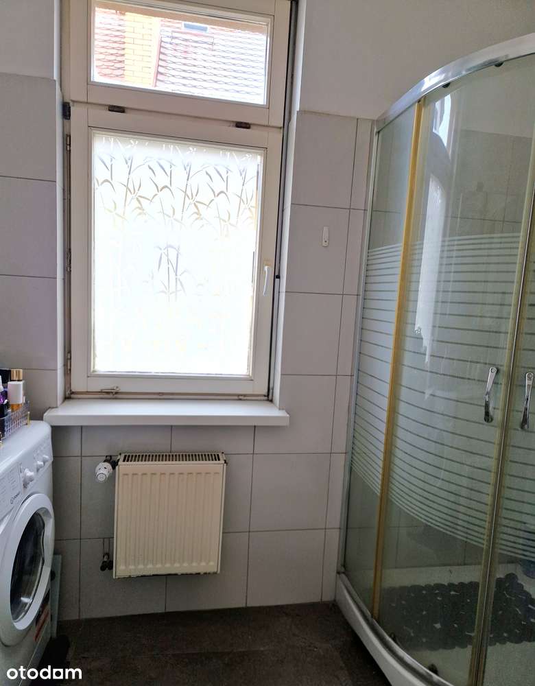 Kawalerka w świetnej lokalizacji, 1 piętro-4