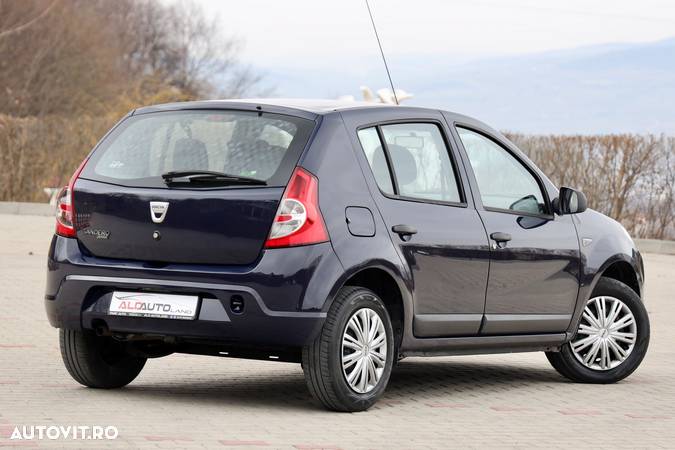 Dacia Sandero 1.2 16V 75 Ambiance - 2