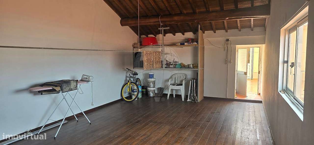 Moradia T5 para venda-26