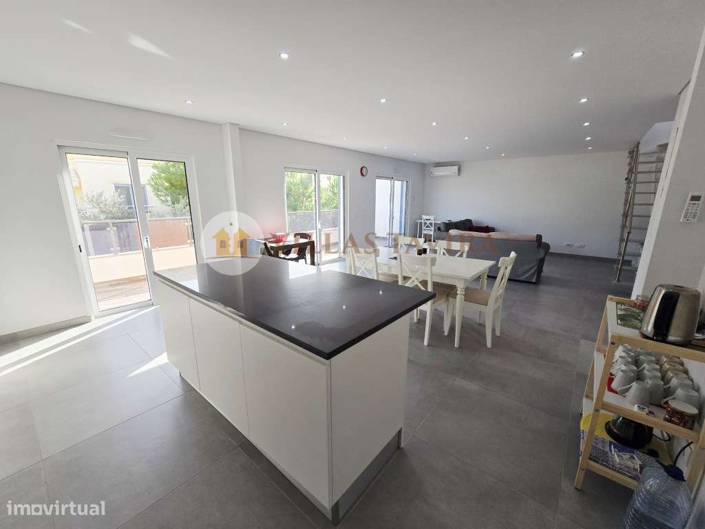 Apartamento T3 com Terraço, Vista Mar, Jacuzzi e Estacionamento Pri...-43