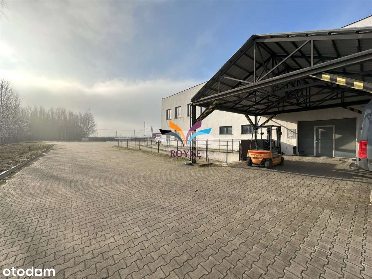 obiekt magazynowy 2686m2 działka 8222m2-5