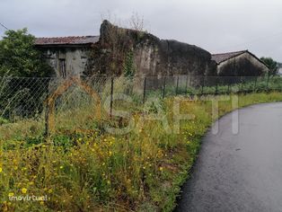 Quinta - com casa para recuperar e vistas para o rio Douro