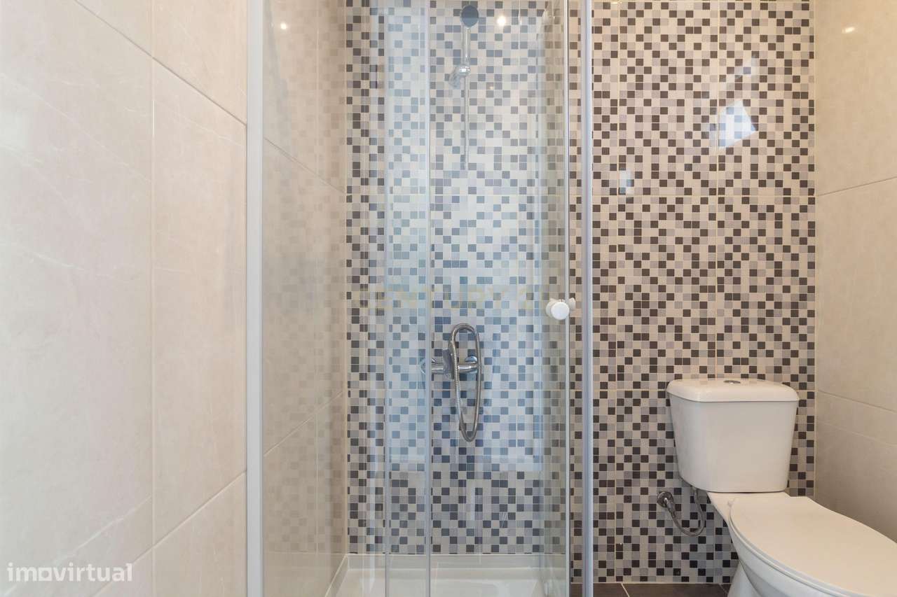 APartamento - T5  A ESTREAR-  com Espaço Exterior-  Palmela-31