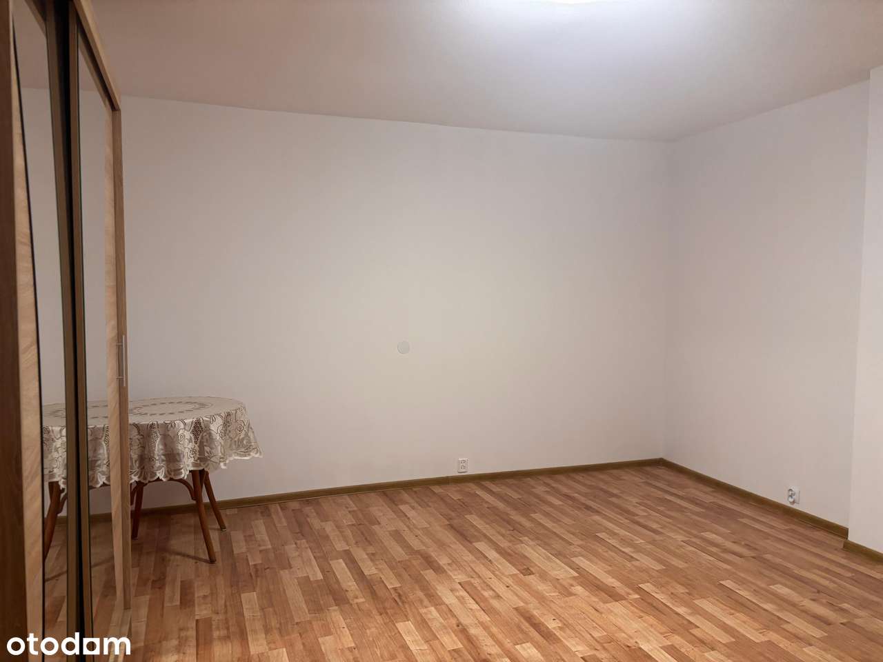 Kawalerka w Chorzowie blisko DTS | 25 - Pełny obrazek: 3/8