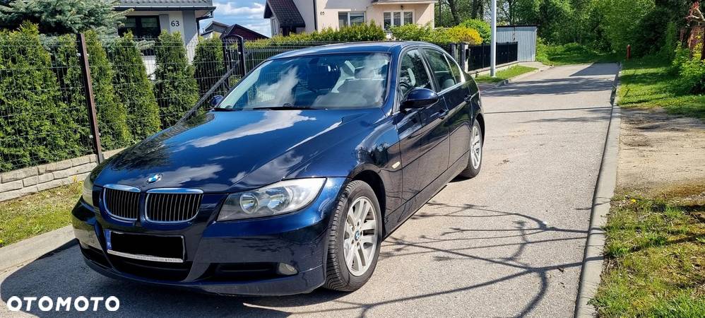 BMW Seria 3 318i - 2