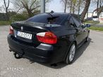 BMW Seria 3 320d - 9