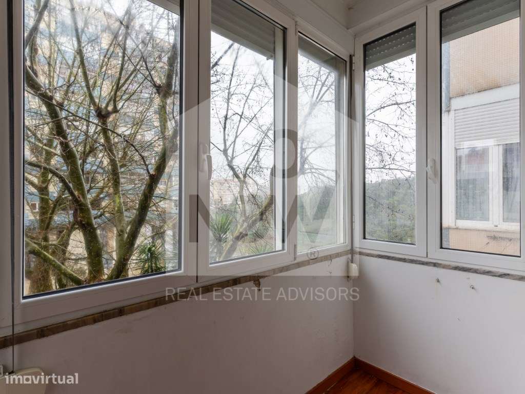 T3 Luminoso com Open Space - Lumiar (Rua Quinta das Lavadeiras)-17