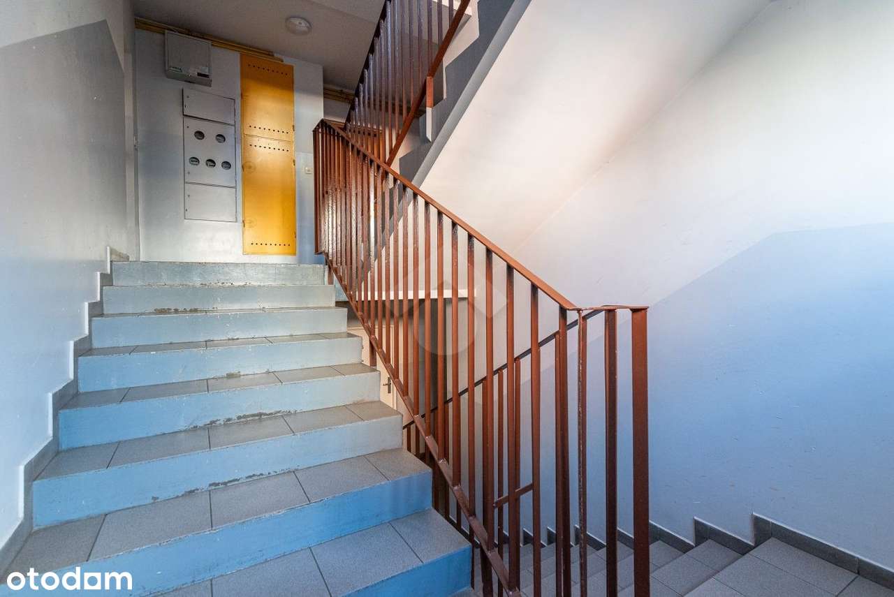 2pokoje, oddzielna kuchnia, balkon, piwnica, tramwaj-16