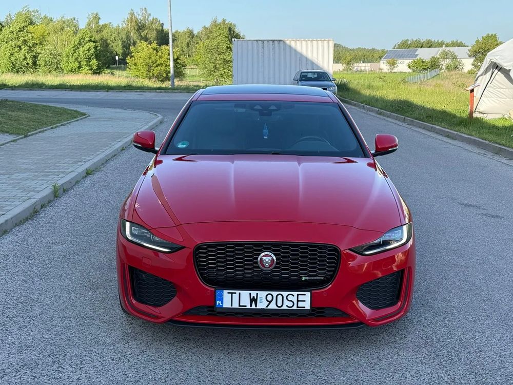 Jaguar XE 2.0 D180 R-Dynamic SE 2020