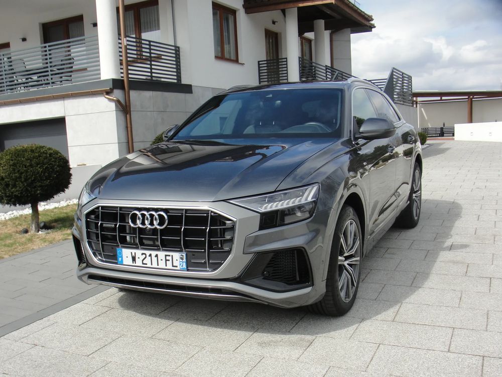 Audi Q8 55 TFSIe quattro tiptronic 2023