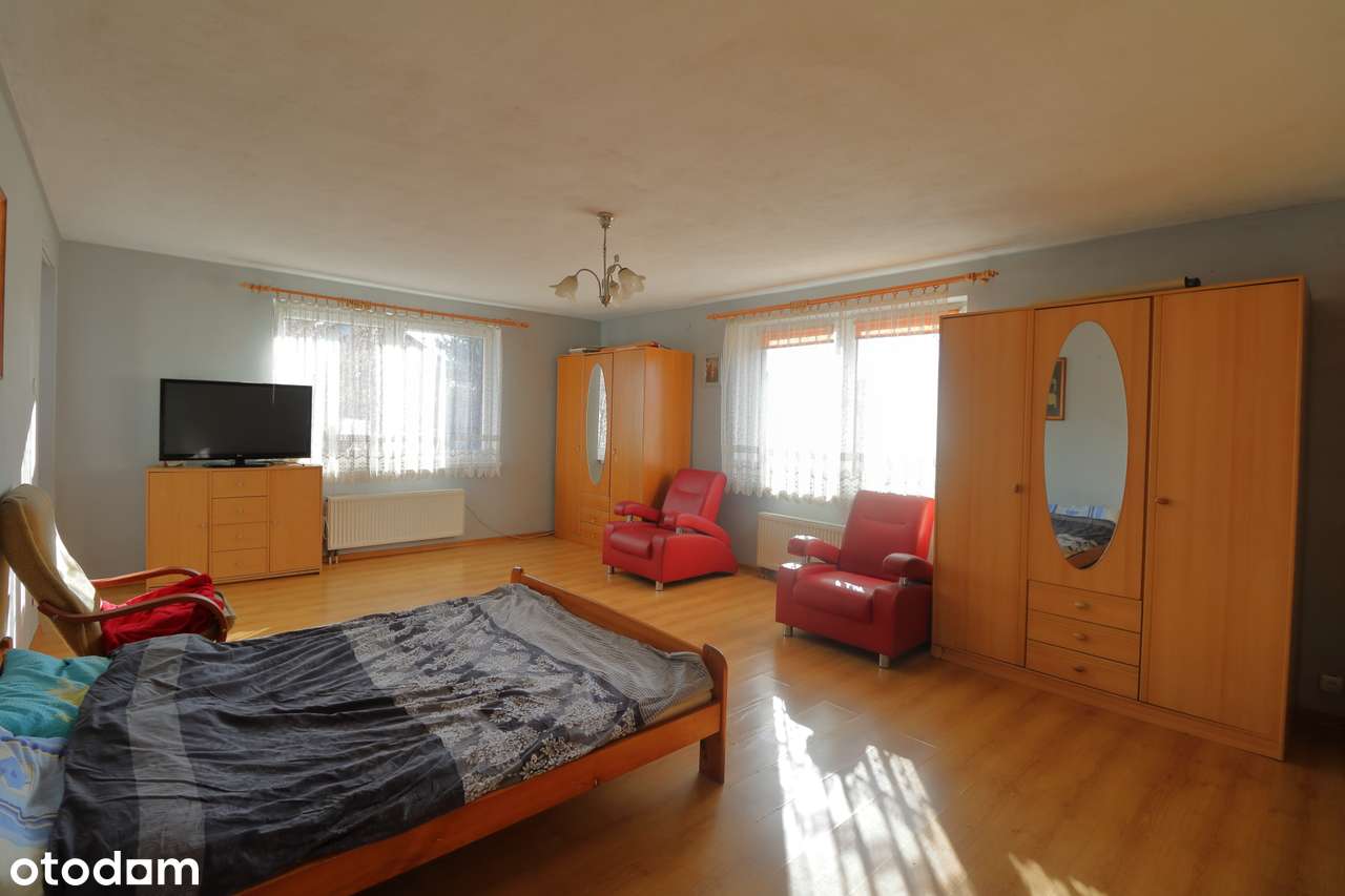 OKAZJA - Dom 2 piętrowy przy galerii Gołąbkowice-9