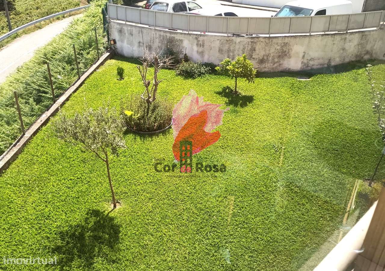 Moradia Geminada tipo T3 – Fareja-24