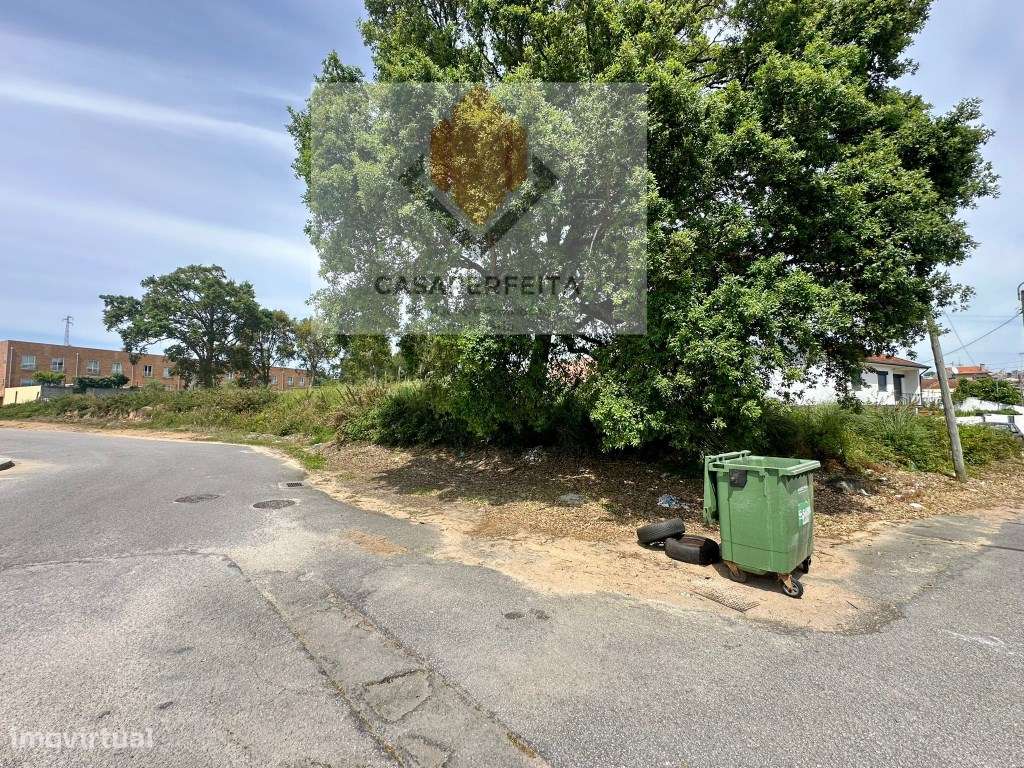 Terreno para Construção de 17 Moradias - Próximo da Praia da Madalena - Grande imagem: 5/7