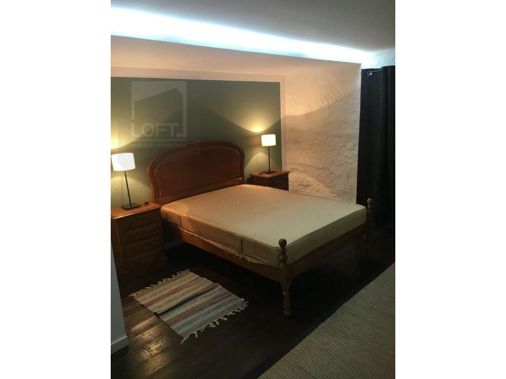 Condomínio com 6 Moradias V2 /V3 Mobiladas e Equipadas-47