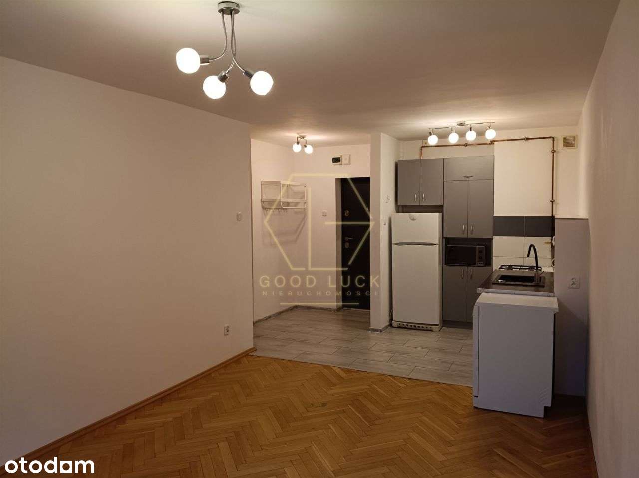 Sprzedam mieszkanie 36,7m2, 2 pokoje, Warszawa, Mokotów-Metro Wierzbno-3