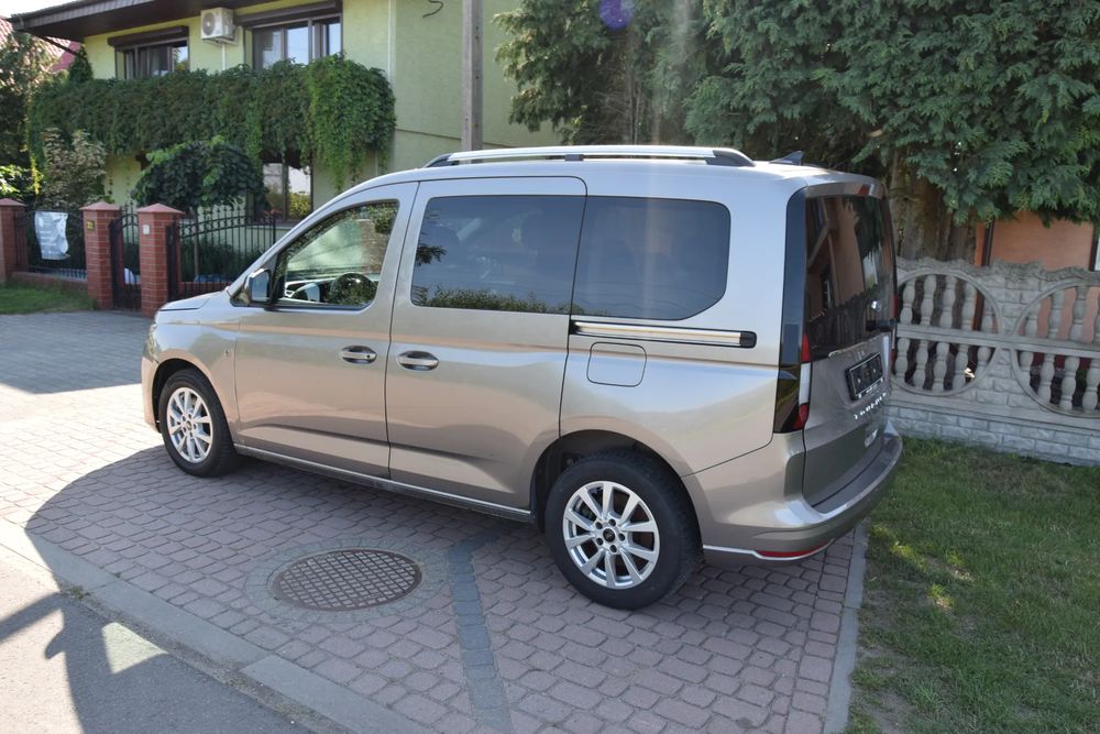 Ford Tourneo Connect III (2022-) 2.0 EcoBlue Allrad TITANIUM 2022