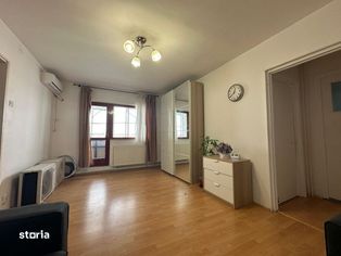 Apartament cu Centrala Proprie, 2 Bai si 2 Balcoane si... loc parcare