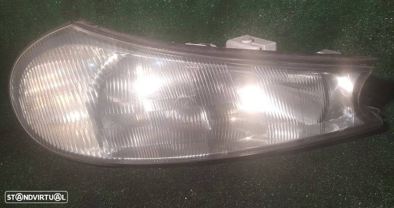 Optica Farol Direita Drt Ford Mondeo Ii (Bap) - 1